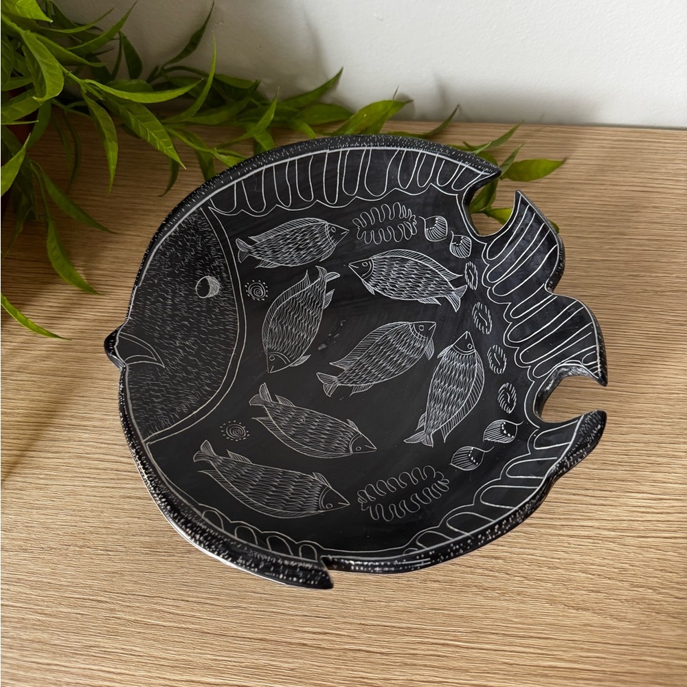 Decorative Black Fish Bowl